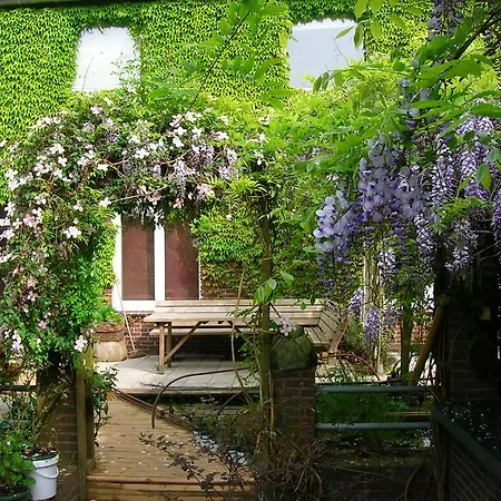 Door & Roos Hotel Lottum