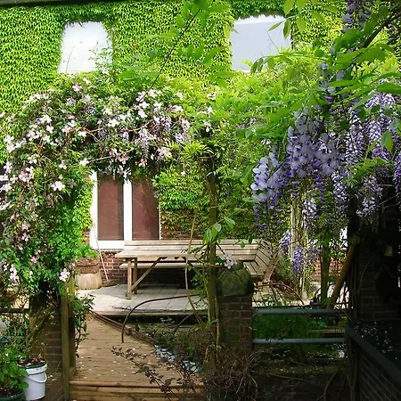 Door & Roos Bed & Breakfast Lottum